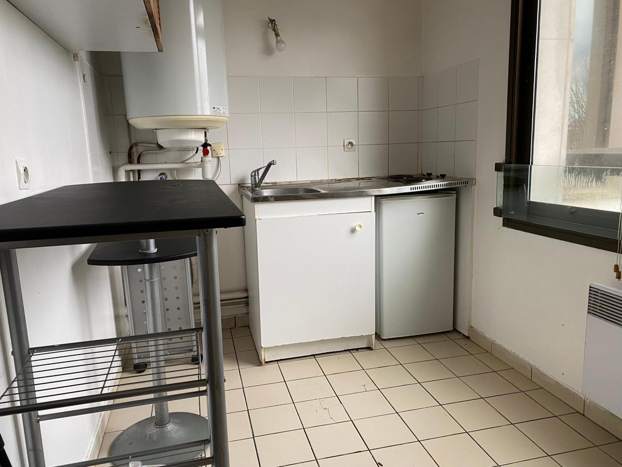 Appart Calme Avec Parking Gratuit Evry-Gregy-sur-Yerre Bagian luar foto